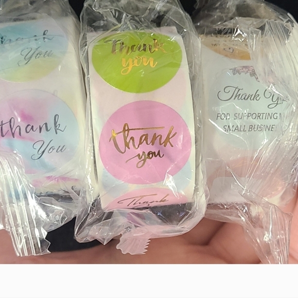 3 rolls of Thank you stickers rolls- total of 1500 stickers. New in package. - Picture 5 of 5